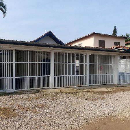 0005.04 - Maranduba - Casa - 3 Dorm - 14 Pess - 3 Quadras Do Mar - Piscina Coletiva - Wifi - Ar Condicionado Villa Ubatuba Ngoại thất bức ảnh